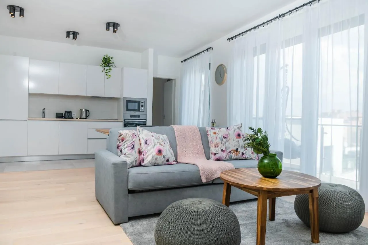 Elisabeth Downtown Apartments By Urbanrent Budapest