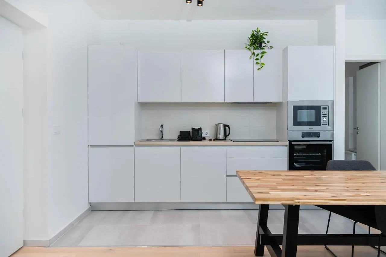 Elisabeth Downtown Apartments By Urbanrent Budapest Hungary