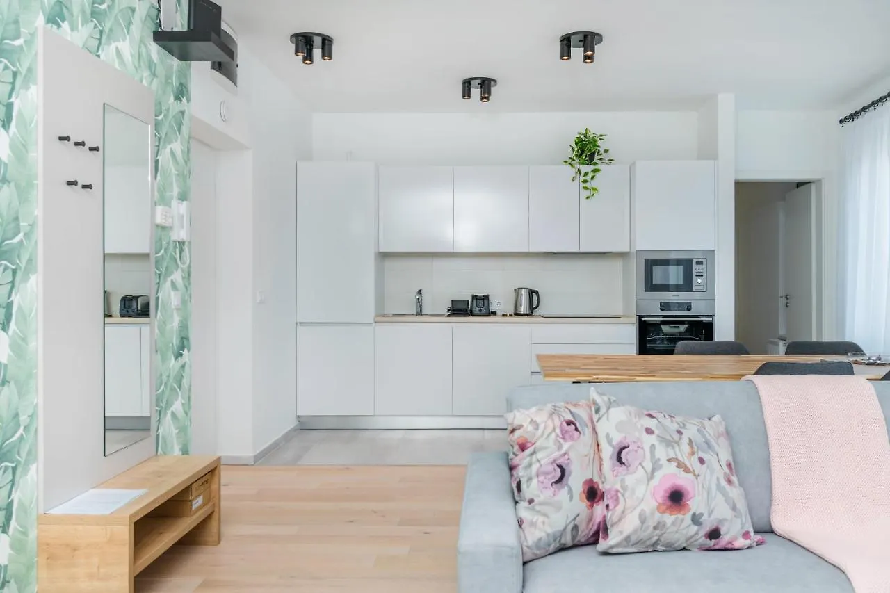 Elisabeth Downtown Apartments By Urbanrent Budapest 0*,  Hungary