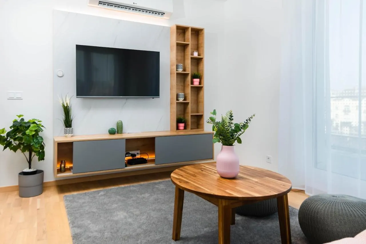 Elisabeth Downtown Apartments By Urbanrent Budapest