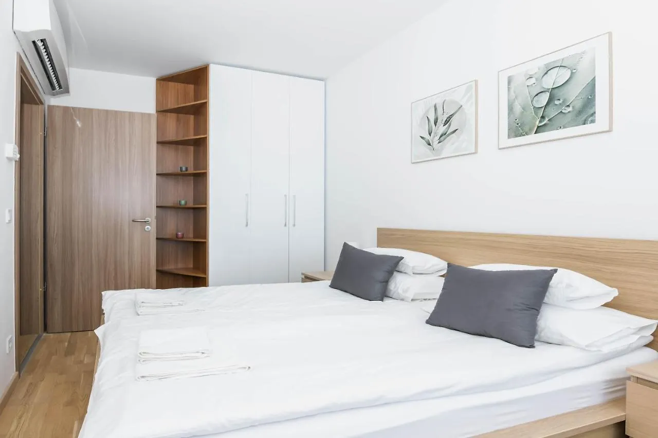 Elisabeth Downtown Apartments By Urbanrent Budapest