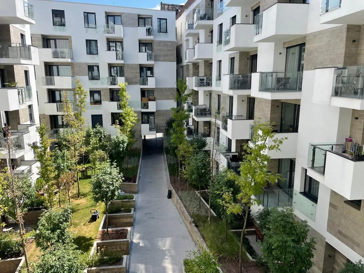 Elisabeth Downtown Apartments By Urbanrent Budapest Hungary