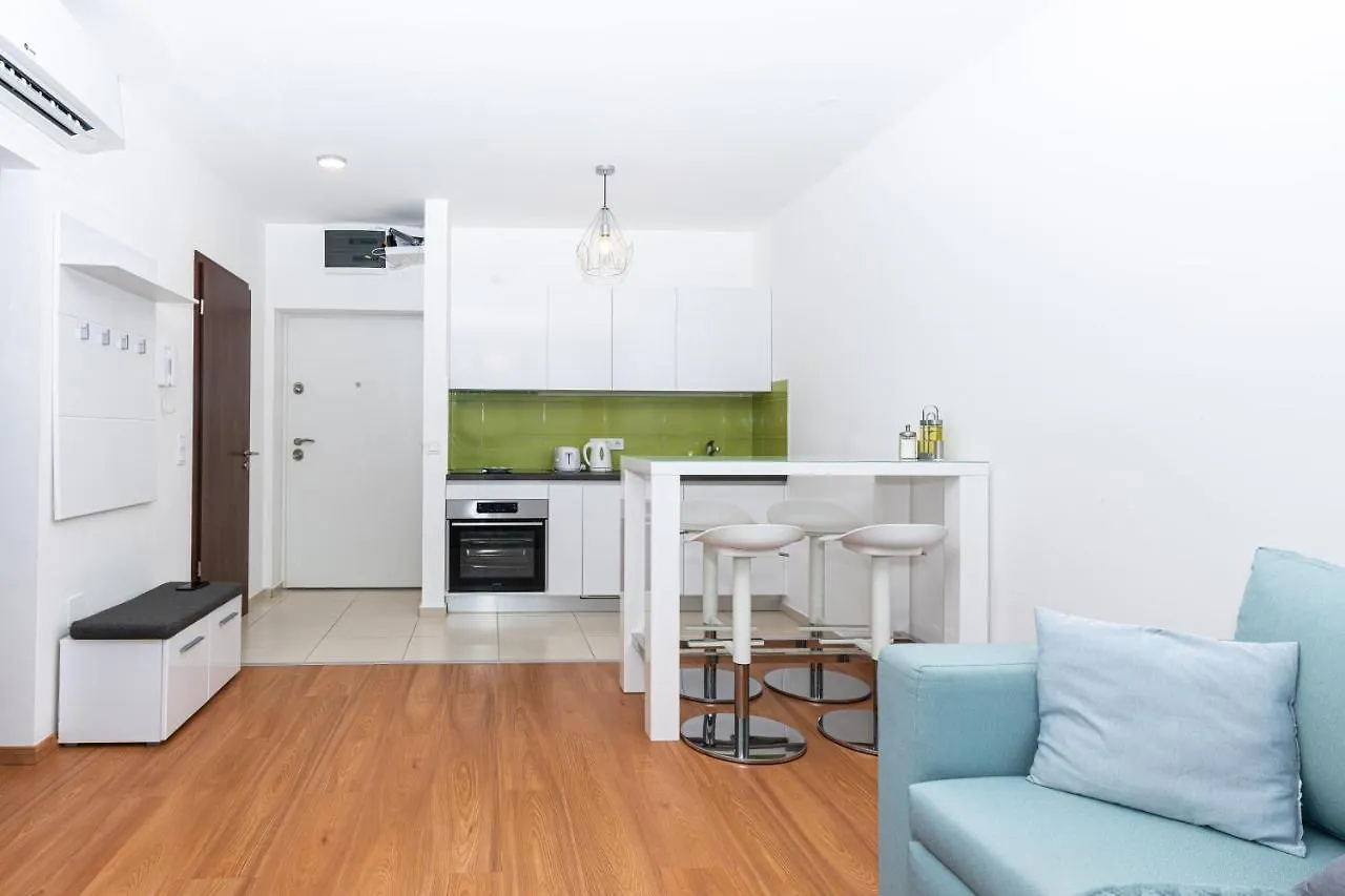 Elisabeth Downtown Apartments By Urbanrent Budapest Hungary
