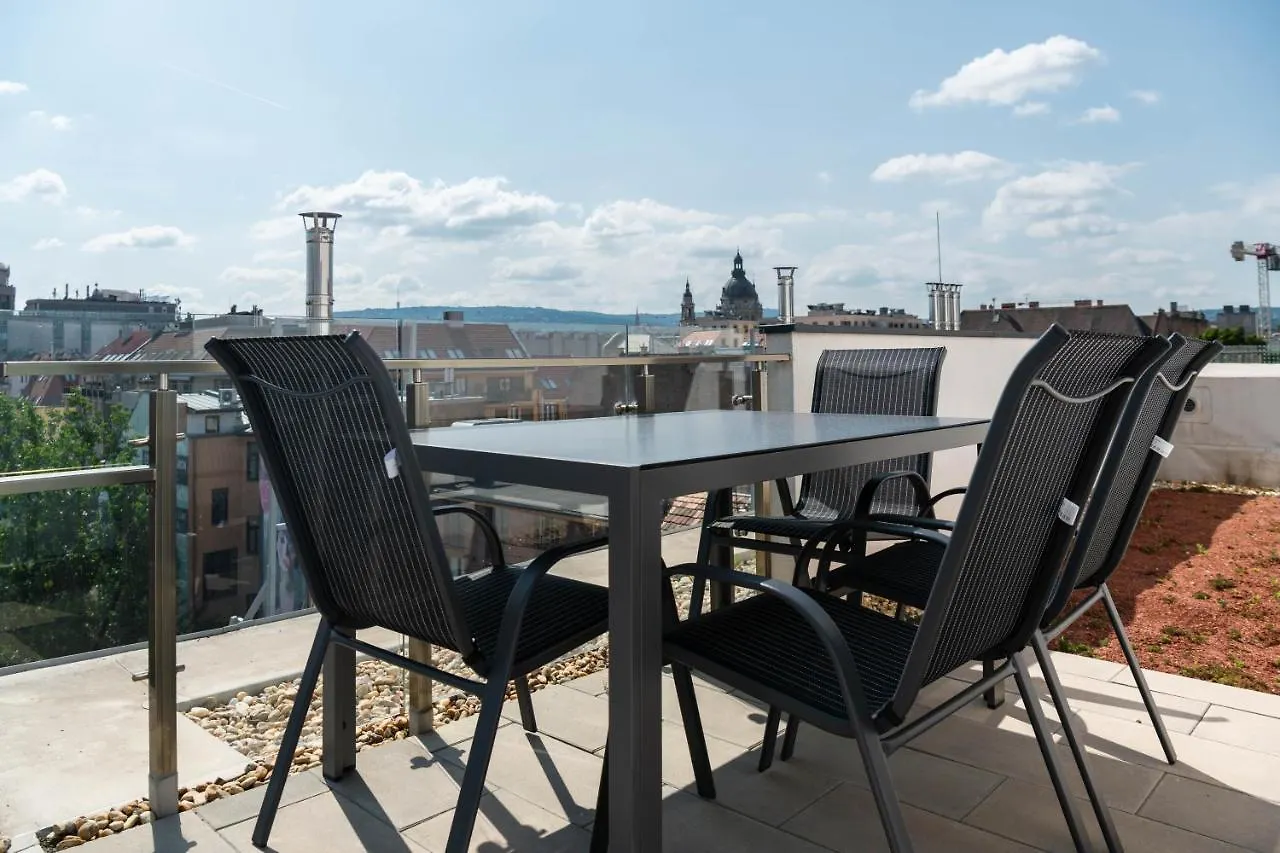 Elisabeth Downtown Apartments By Urbanrent Budapest