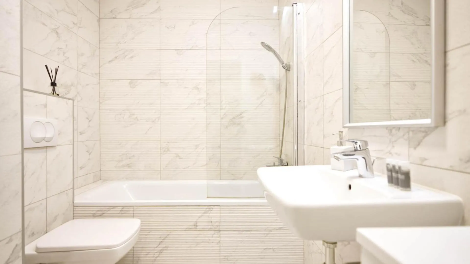 Elisabeth Downtown Apartments By Urbanrent Budapeşte