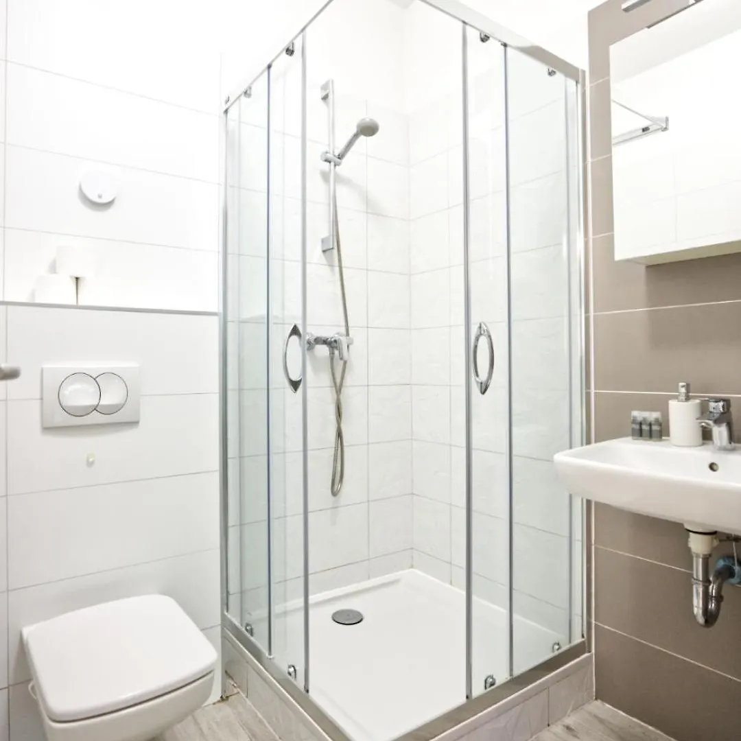 Elisabeth Downtown Apartments By Urbanrent Budapeşte 0*,